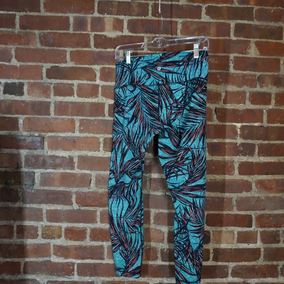 lululemon Palm Print Yoga Pants - Picture 3 of 3